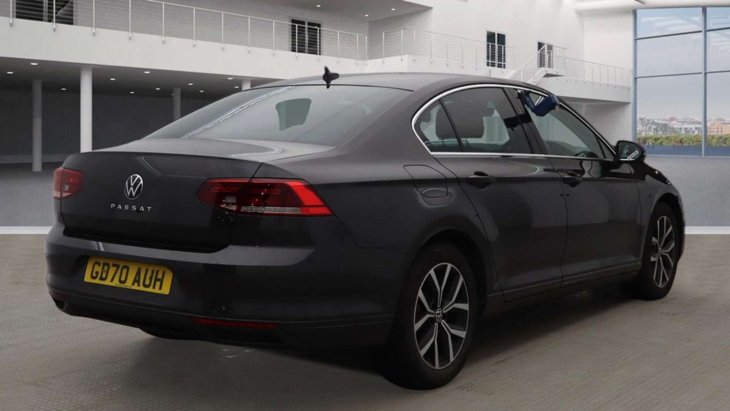 Used Volkswagen Passat 2020 for sale - 77643234: Photo 4