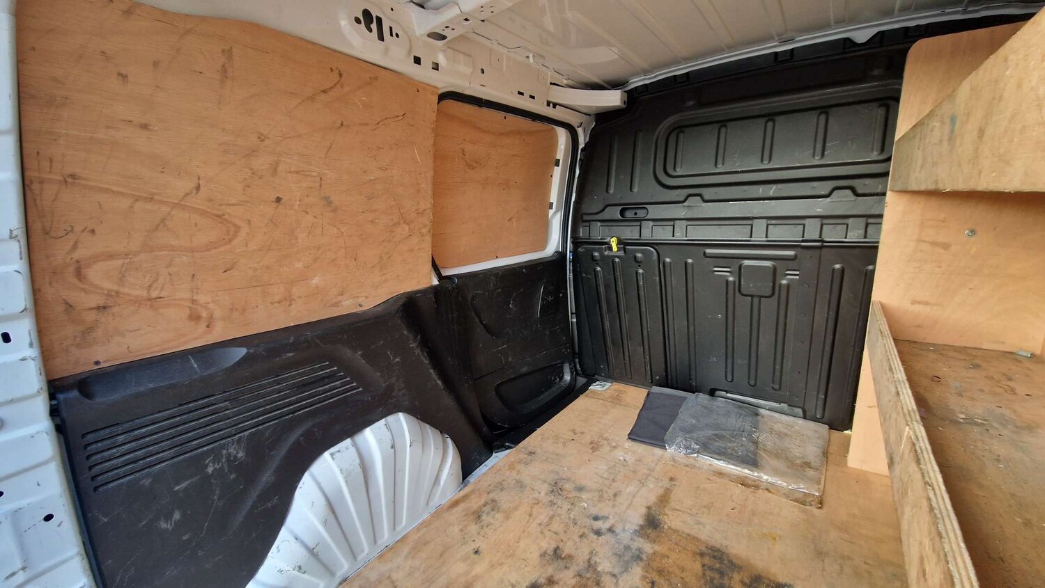 Used Peugeot Partner 2023 for sale - 76462109: Photo 20