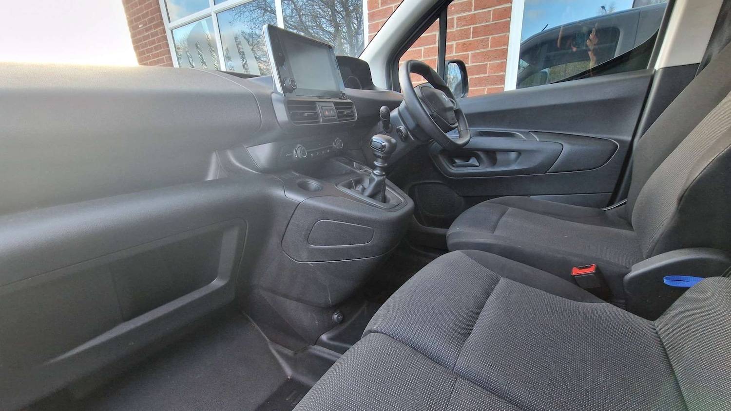 Used Peugeot Partner 2023 for sale - 76462109: Photo 40