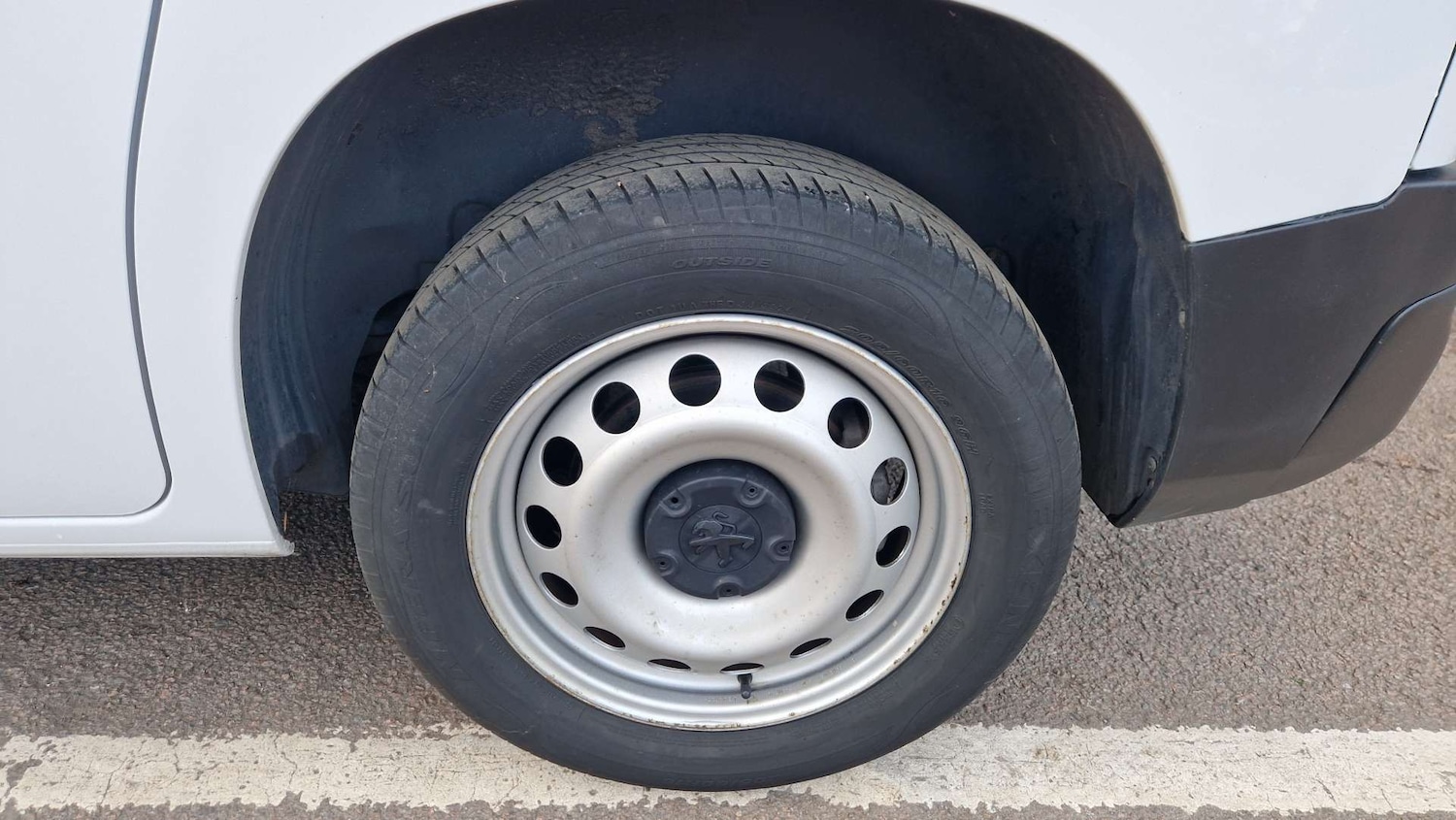 Used Peugeot Partner 2023 for sale - 76462109: Photo 45