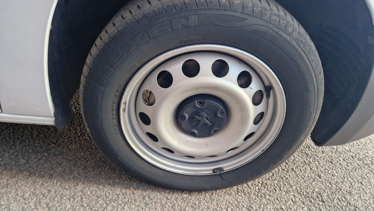 Used Peugeot Partner 2023 for sale - 76462109: Photo 47