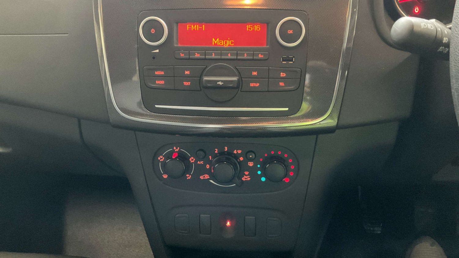 Used Dacia Sandero Stepway 2019 for sale - 77409759: Photo 11