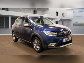 Used Dacia Sandero Stepway 2019 for sale - 77409759: Photo