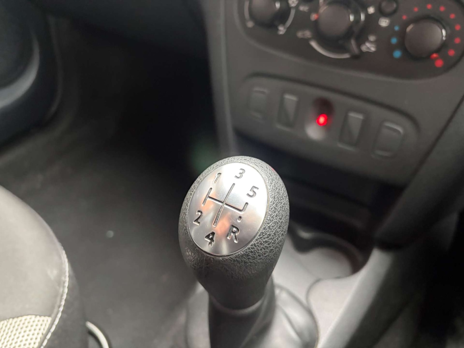 Used Dacia Sandero 2019 for sale - 77409759: Photo 23