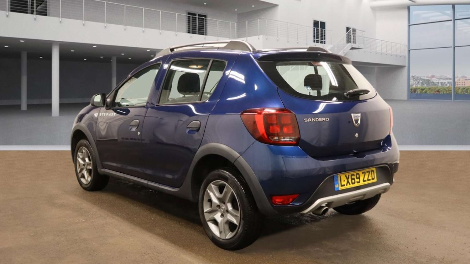 Used Dacia Sandero Stepway 2019 for sale - 77409759: Photo 3