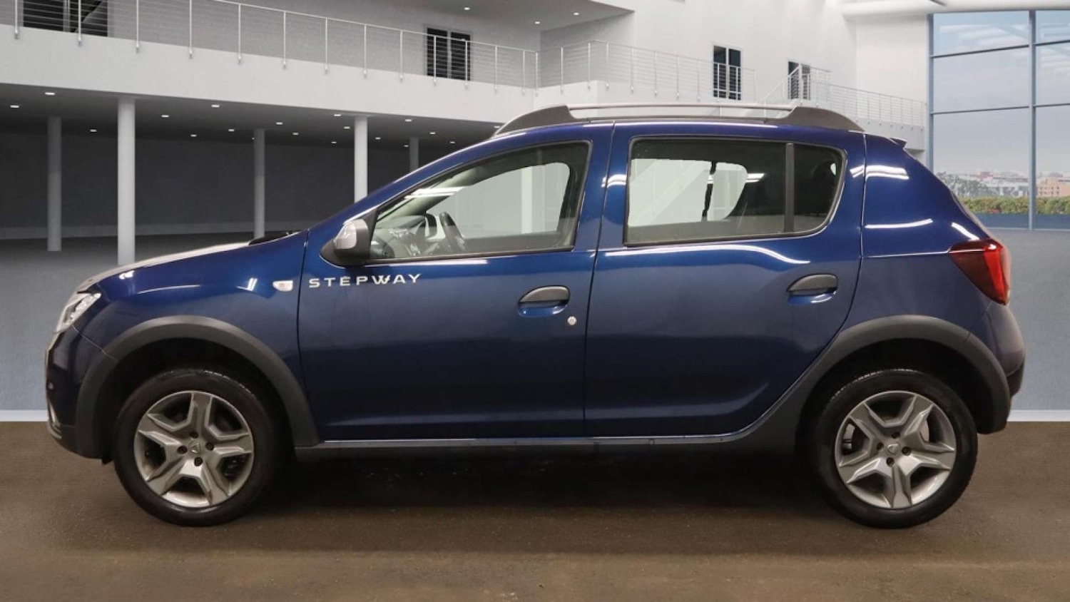 Used Dacia Sandero Stepway 2019 for sale - 77409759: Photo 6