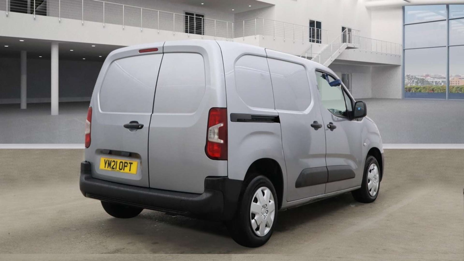 Used Toyota ProAce 2021 for sale - 76414857: Photo 3