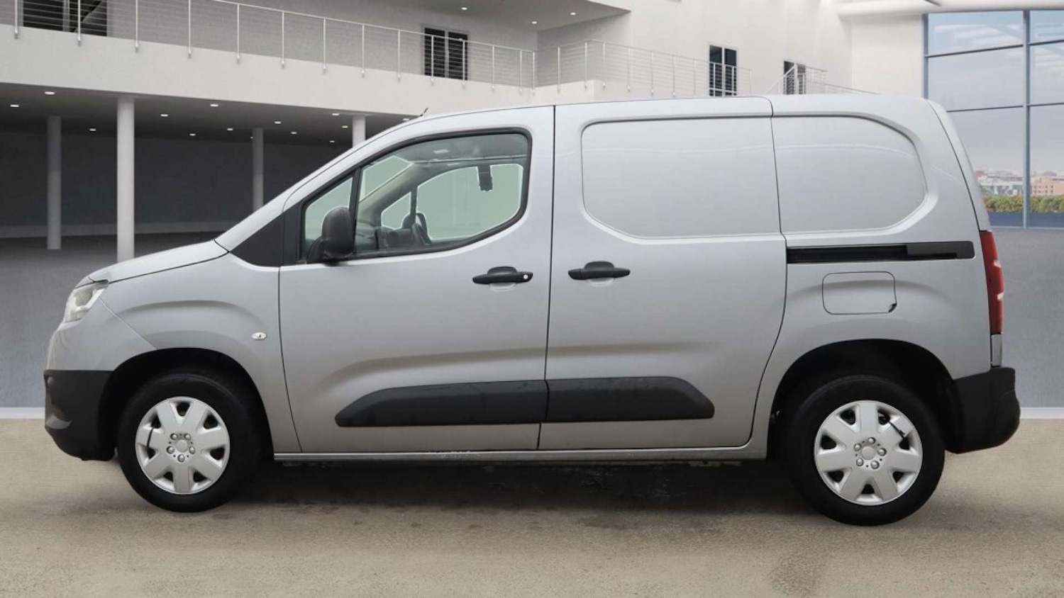 Used Toyota ProAce 2021 for sale - 76414857: Photo 5