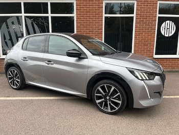 Peugeot - 208