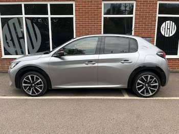 Used Peugeot 208 2023 for sale - 76277582: Photo 4