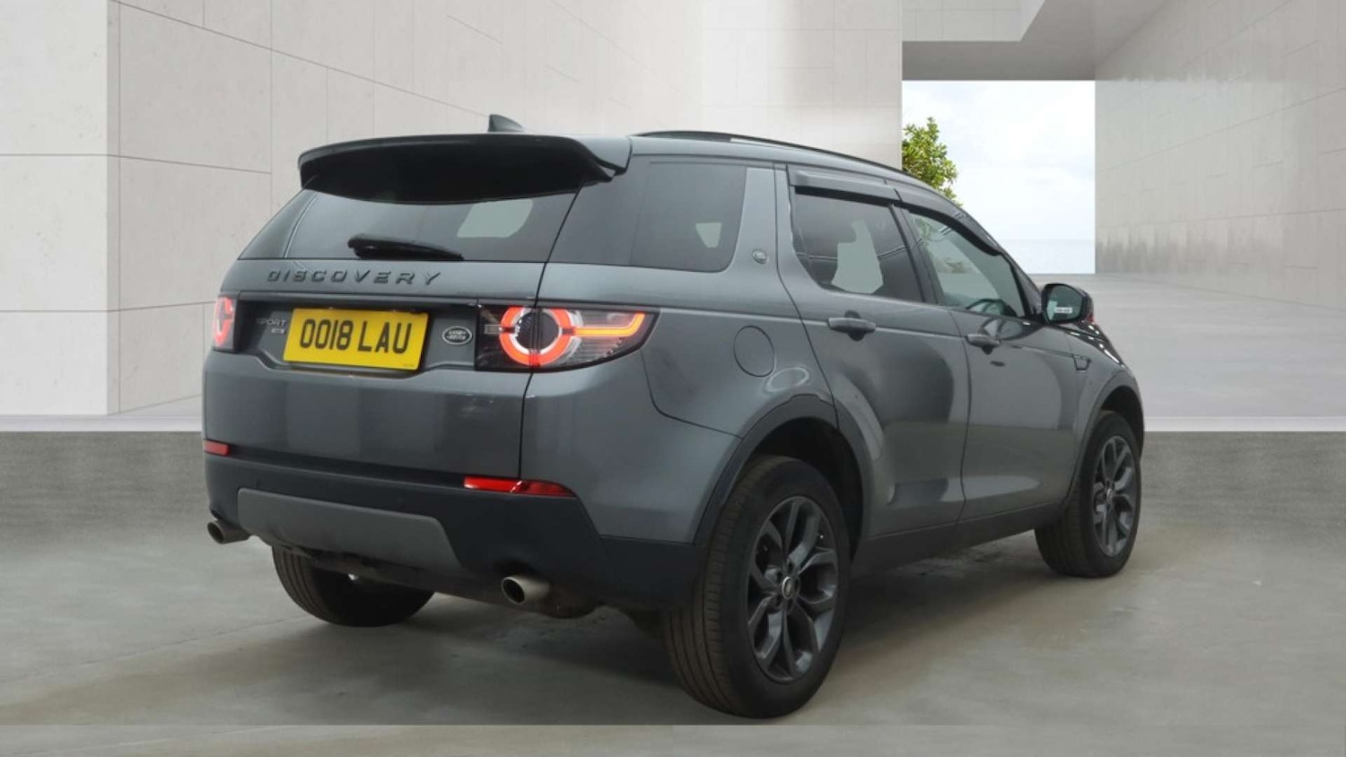 Used Land Rover Discovery Sport 2019 for sale - 78169359: Photo 4