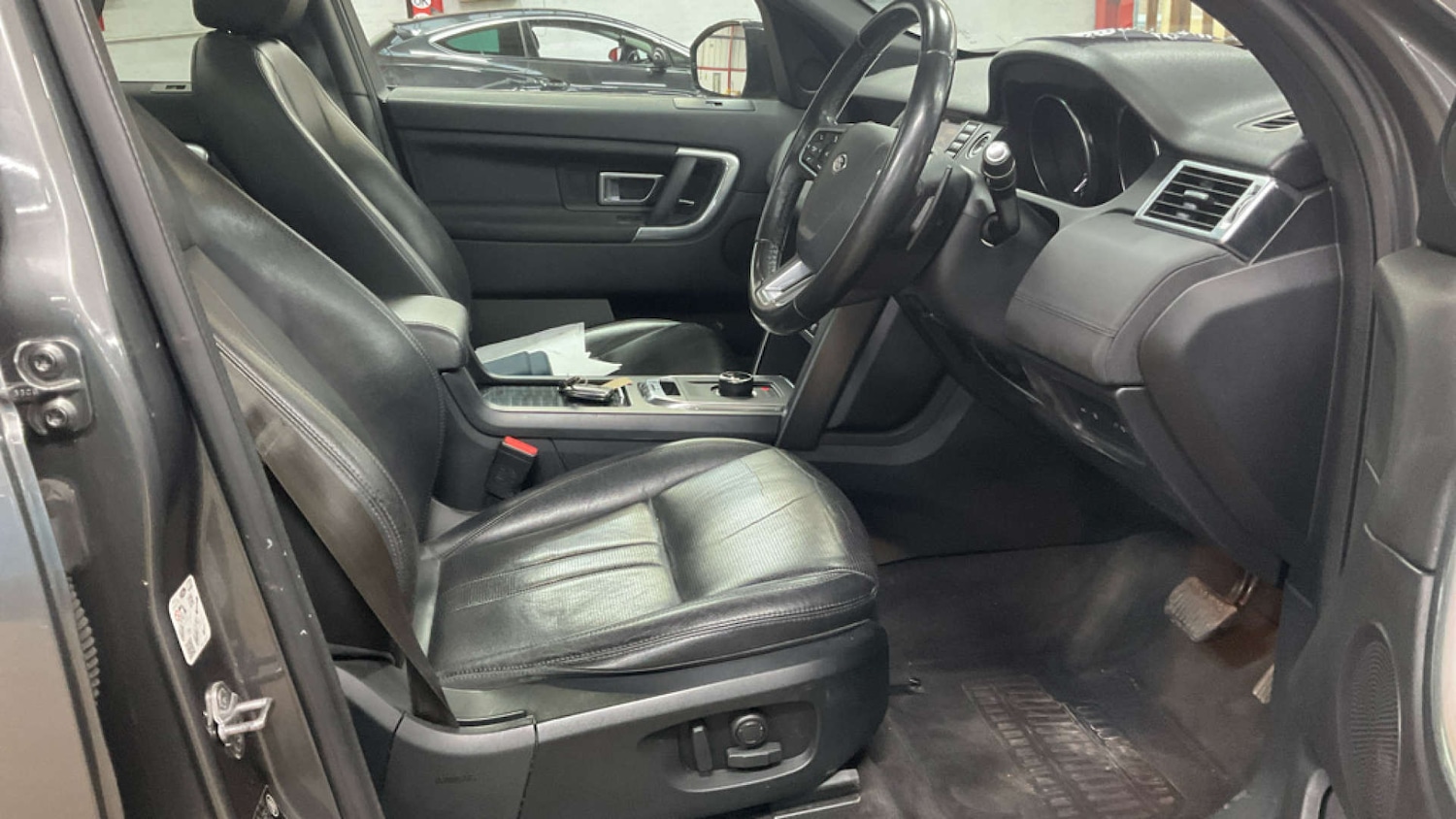 Used Land Rover Discovery Sport 2019 for sale - 78169359: Photo 9