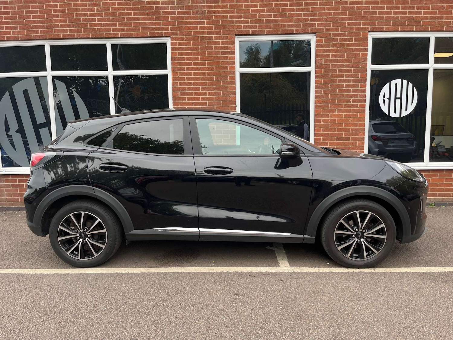 Used Ford Puma 2020 for sale - 76299559: Photo 2