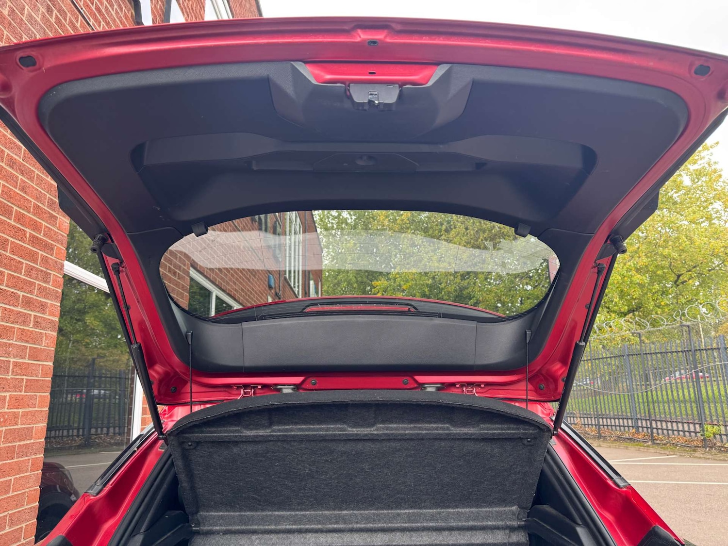 Used Peugeot 2008 2020 for sale - 76277661: Photo 12