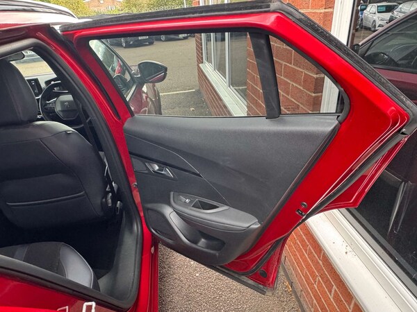Used Peugeot 2008 2020 for sale - 76277661: Photo 18