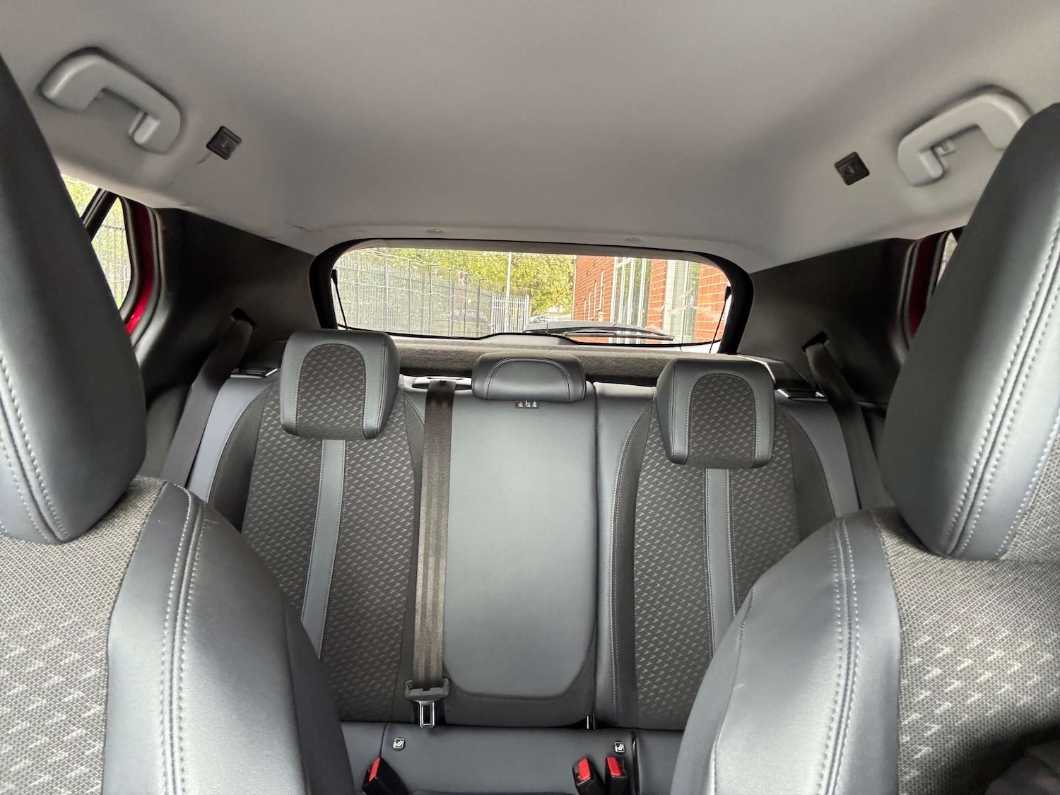 Used Peugeot 2008 2020 for sale - 76277661: Photo 20