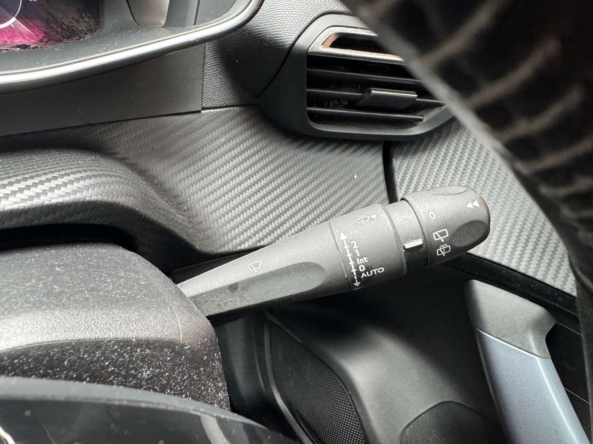 Used Peugeot 2008 2020 for sale - 76277661: Photo 27