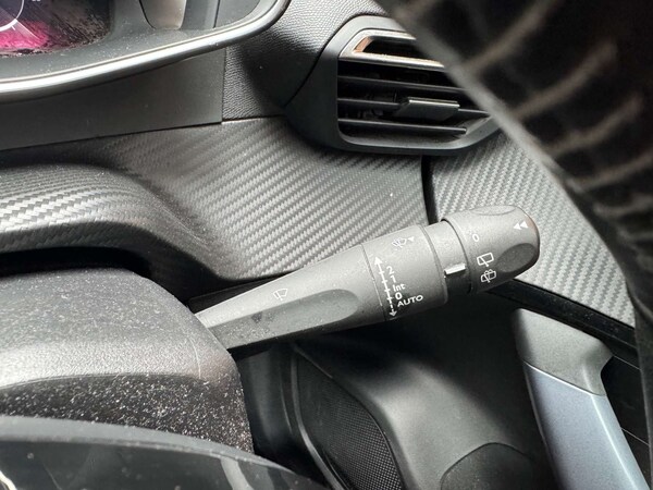 Used Peugeot 2008 2020 for sale - 76277661: Photo 27