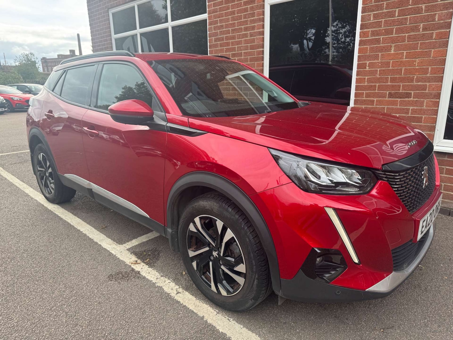 Used Peugeot 2008 2020 for sale - 76277661: Photo 3