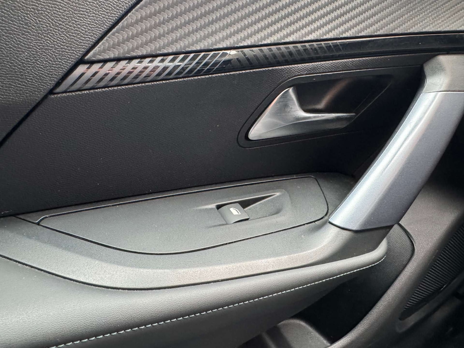 Used Peugeot 2008 2020 for sale - 76277661: Photo 36