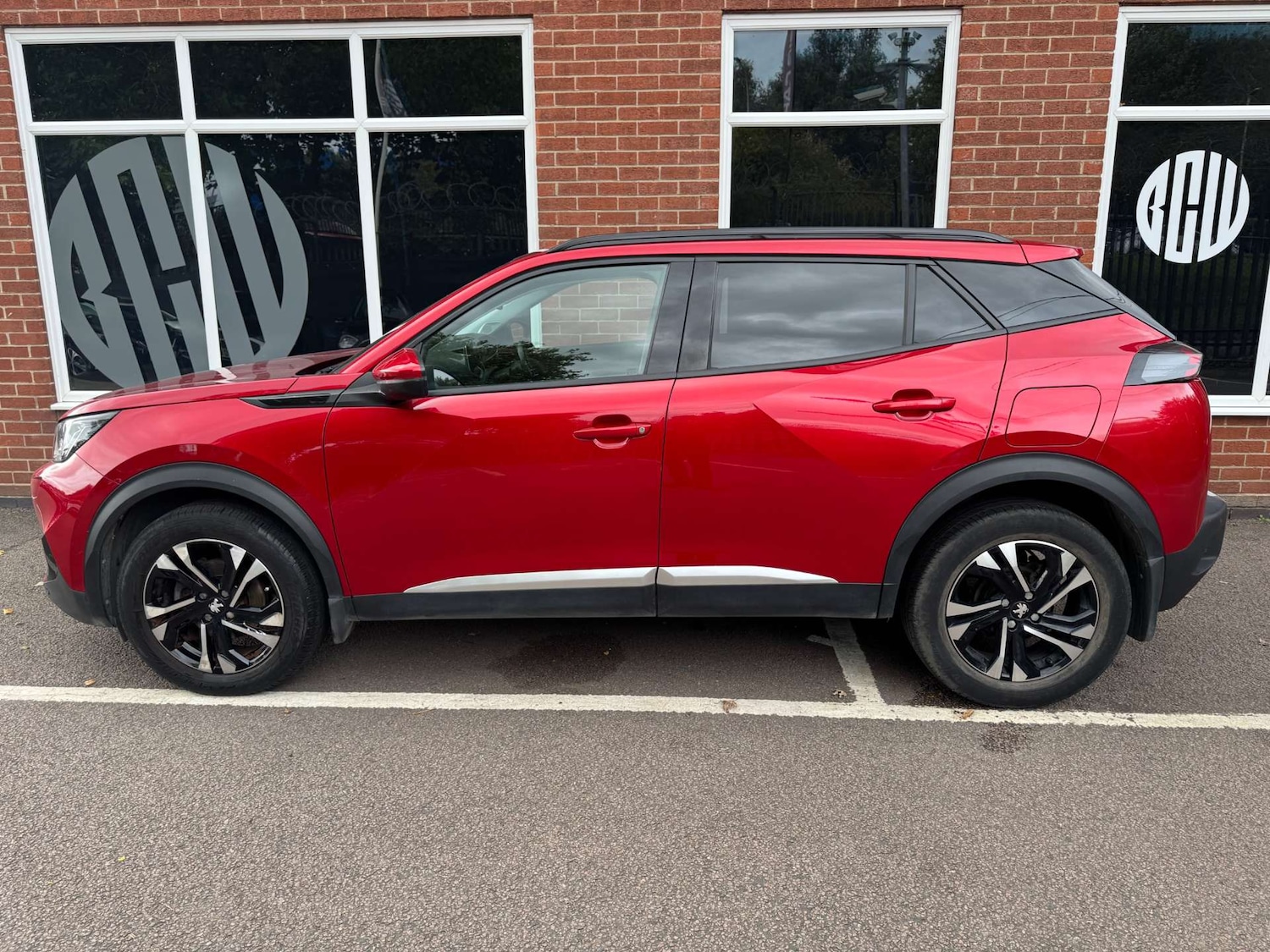 Used Peugeot 2008 2020 for sale - 76277661: Photo 5