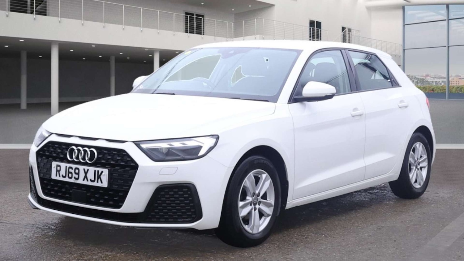 Used Audi A1 2020 for sale - 77059883: Photo 2