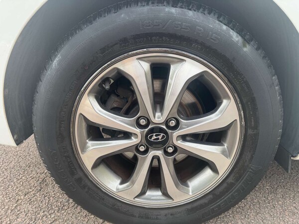 Used Hyundai i20 2019 for sale - 76277612: Photo 23