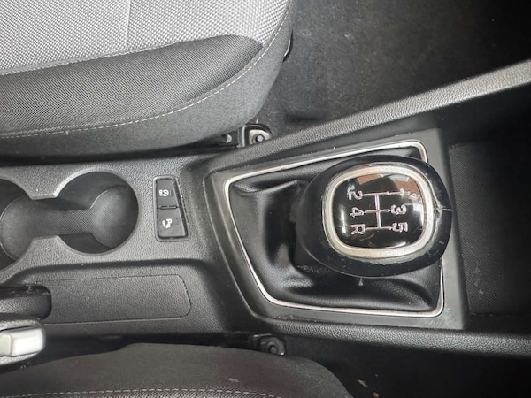 Used Hyundai i20 2019 for sale - 76277612: Photo 31