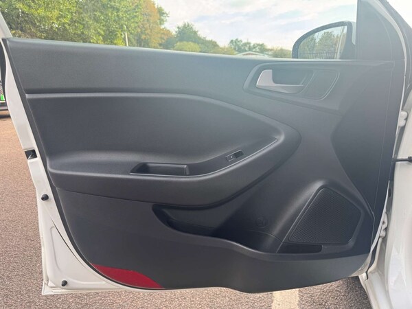 Used Hyundai i20 2019 for sale - 76277612: Photo 38