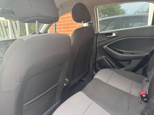 Used Hyundai i20 2019 for sale - 76277612: Photo 41
