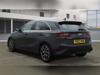 Used Kia Ceed 2022 for sale - 77383439: Photo