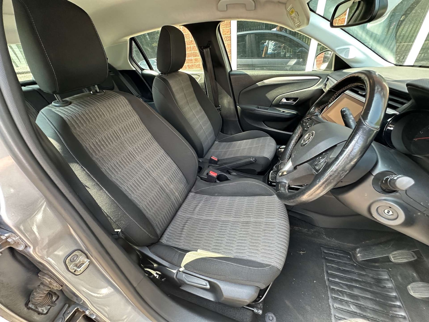 Vehicle 29