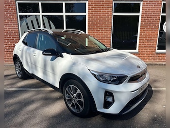 Used Kia Stonic 2019 for sale - 78456070: Photo