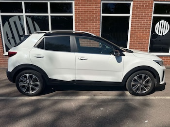 Used Kia Stonic 2019 for sale - 78456070: Photo