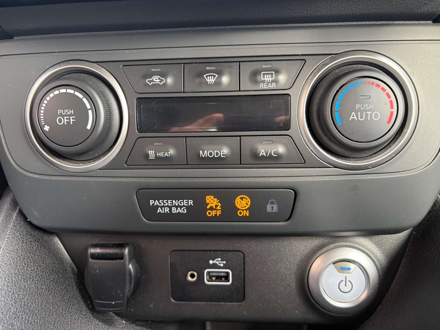 Used Nissan Leaf 2022 for sale - 77622846: Photo 25