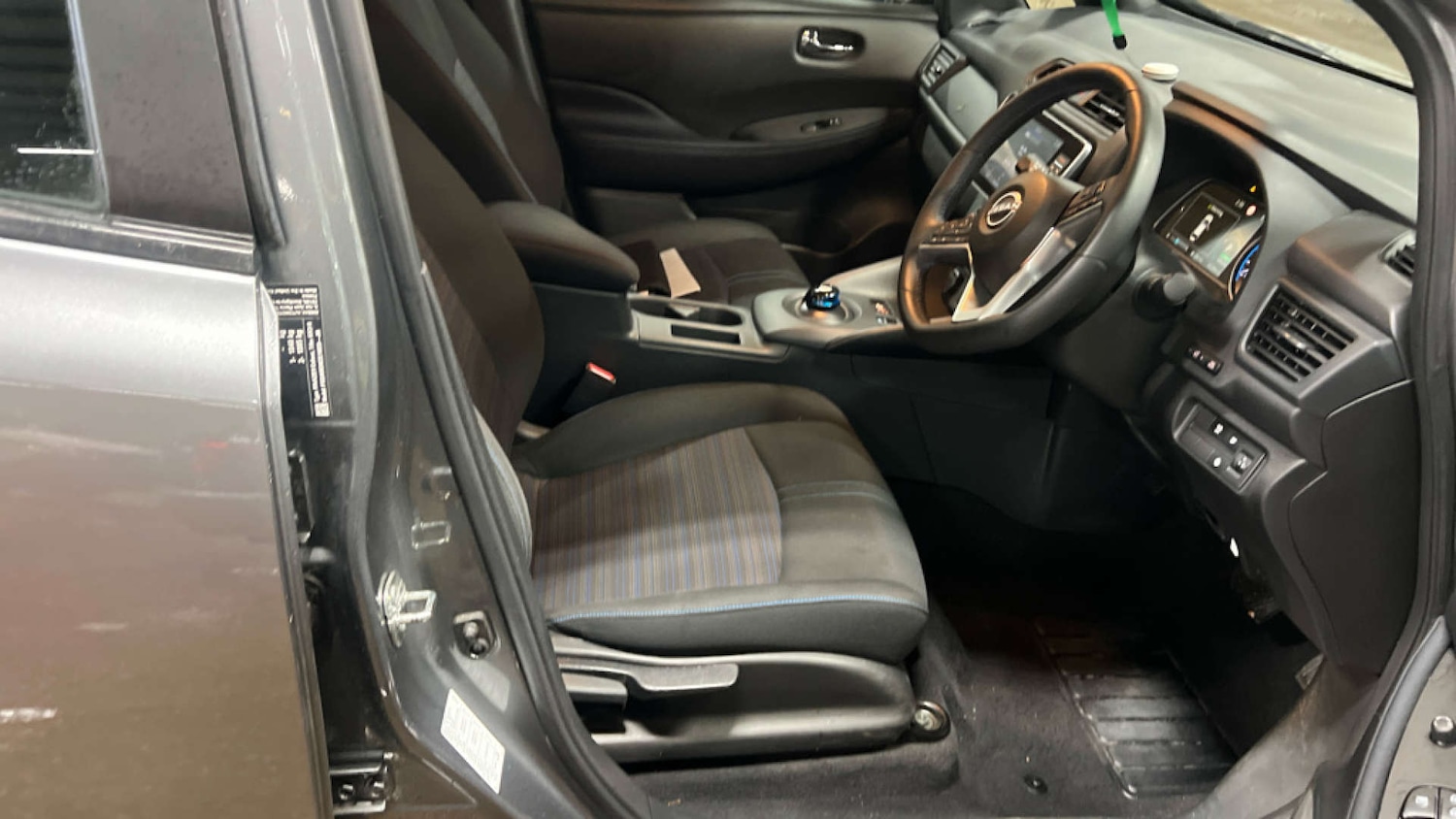 Used Nissan Leaf 2022 for sale - 77622846: Photo 9