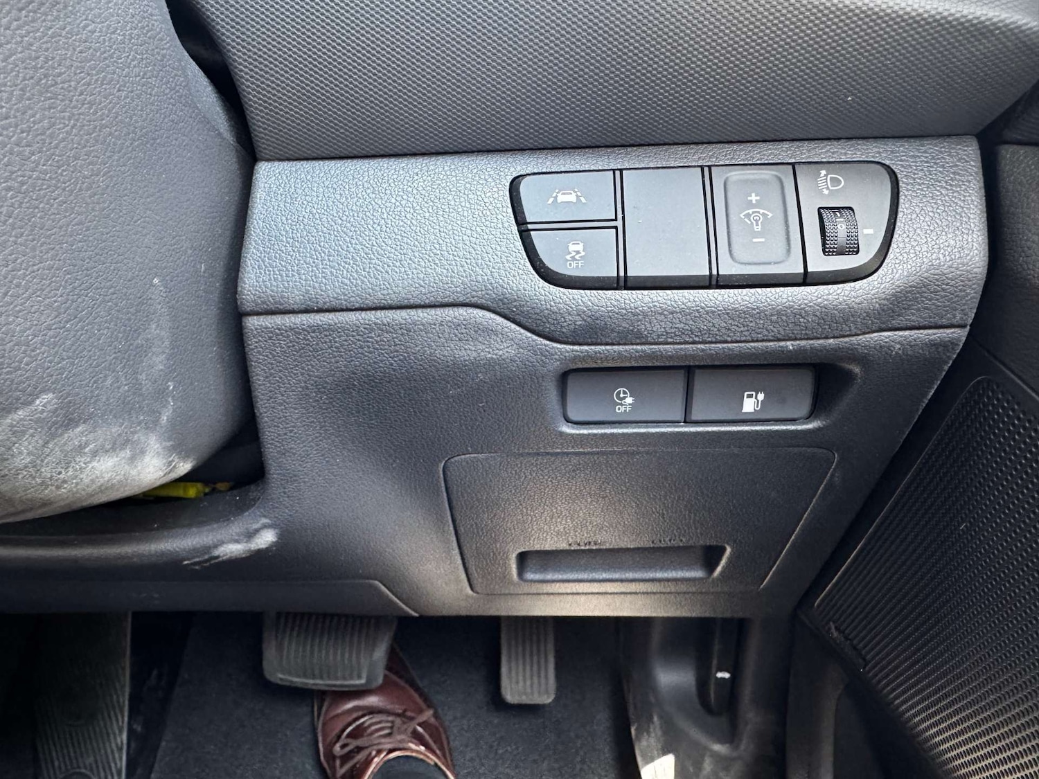 Vehicle 26
