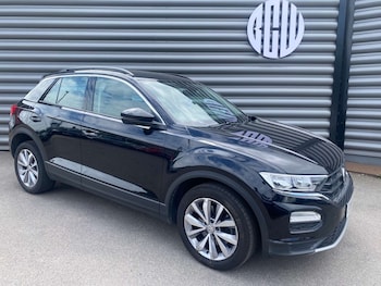 Used Volkswagen T-Roc 2018 for sale - 75606708: Photo