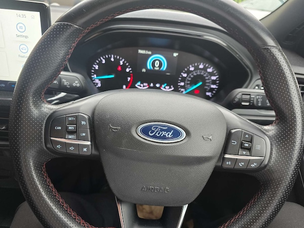 Used Ford Focus 2022 for sale - 75355767: Photo 29