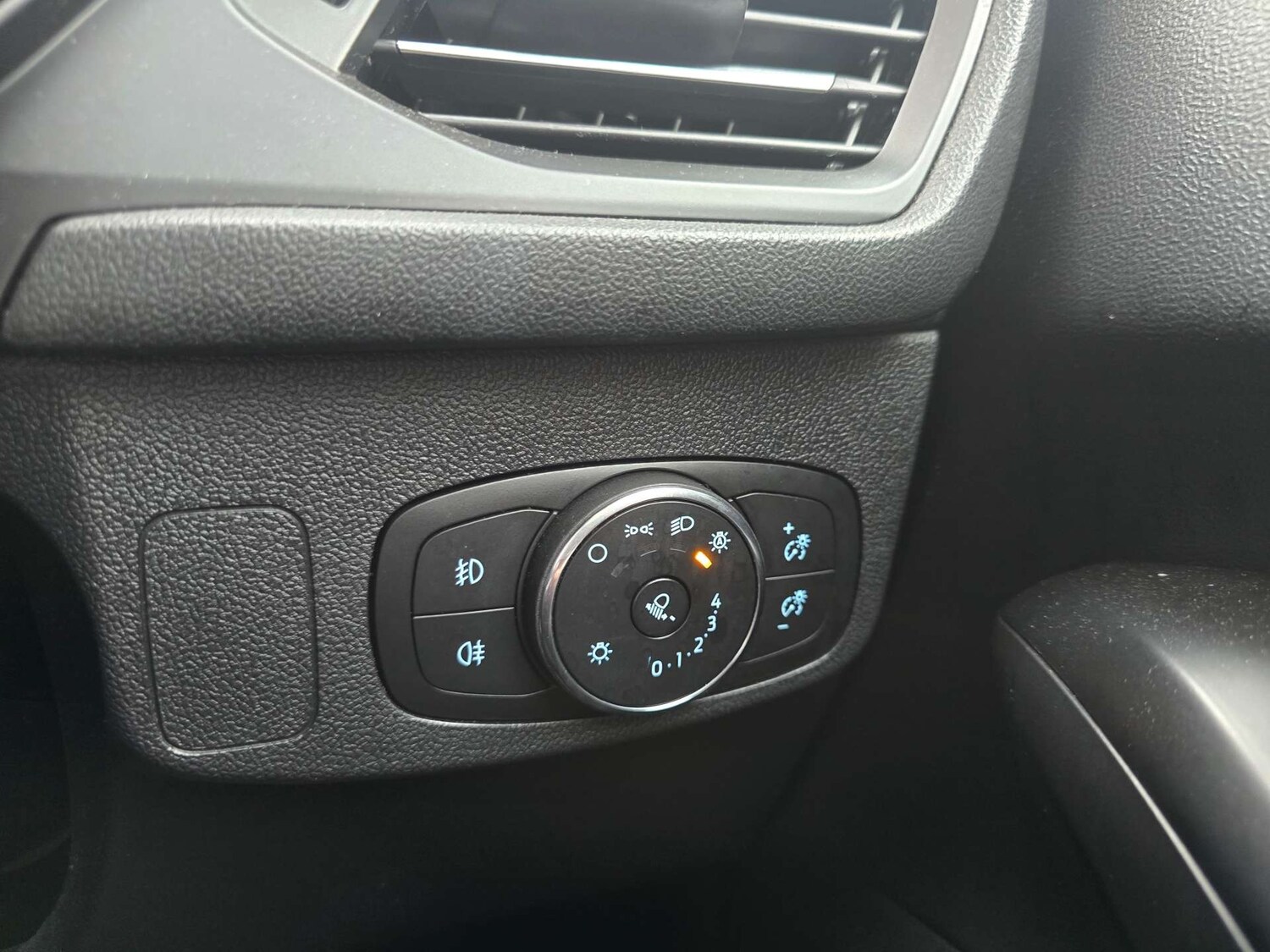 Used Ford Focus 2022 for sale - 75355767: Photo 38