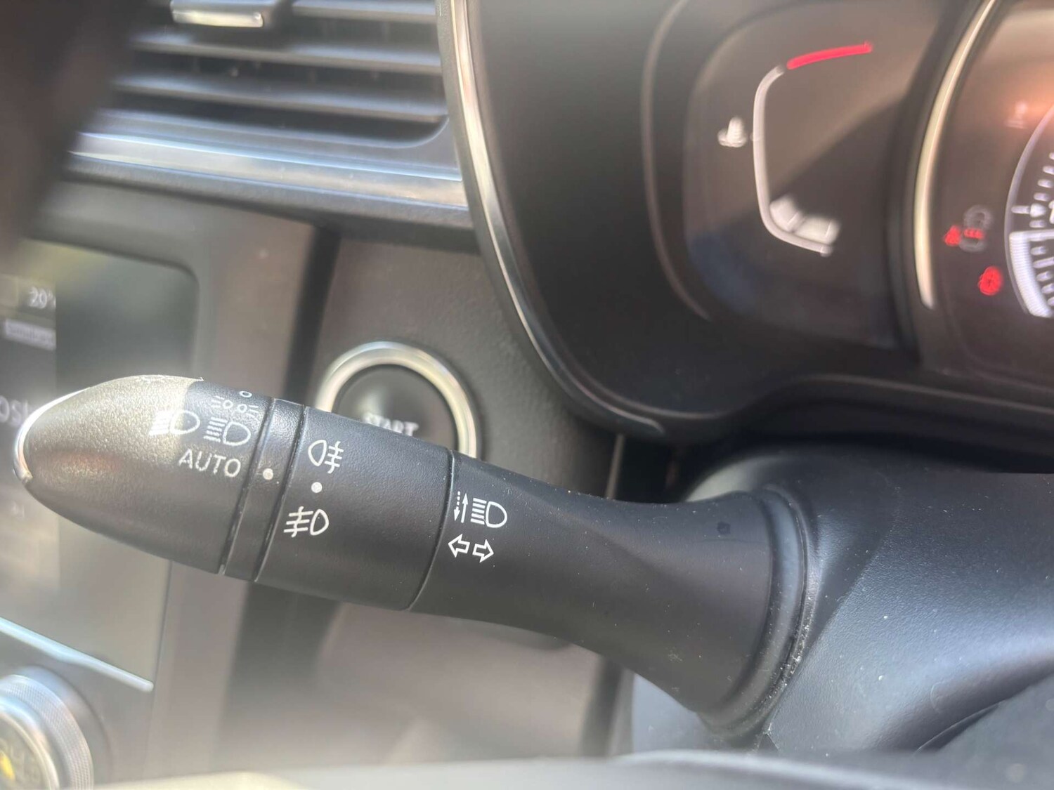 Used Renault Kadjar 2021 for sale - 75822815: Photo 24