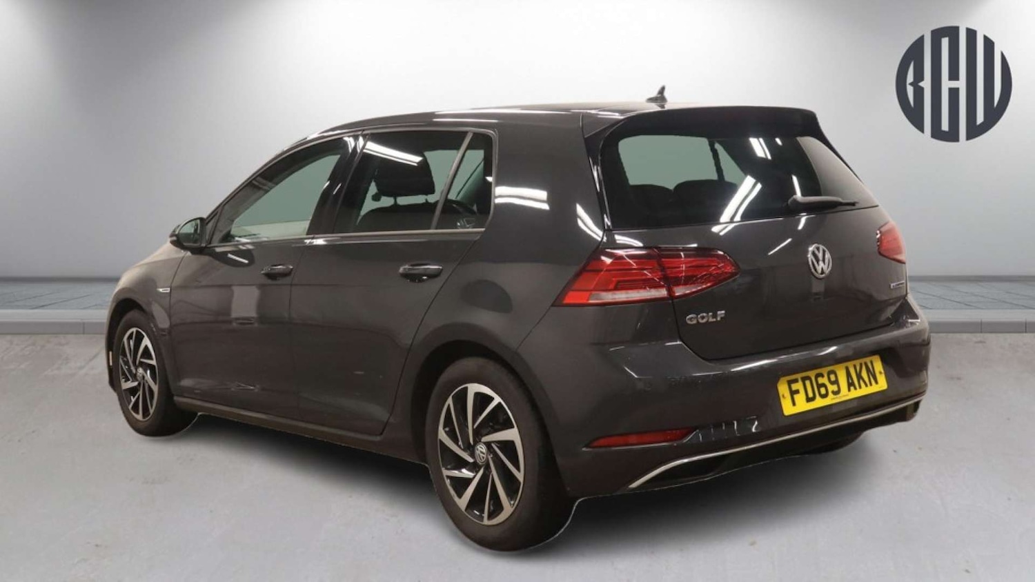 Used Volkswagen Golf 2019 for sale - 77681272: Photo 4