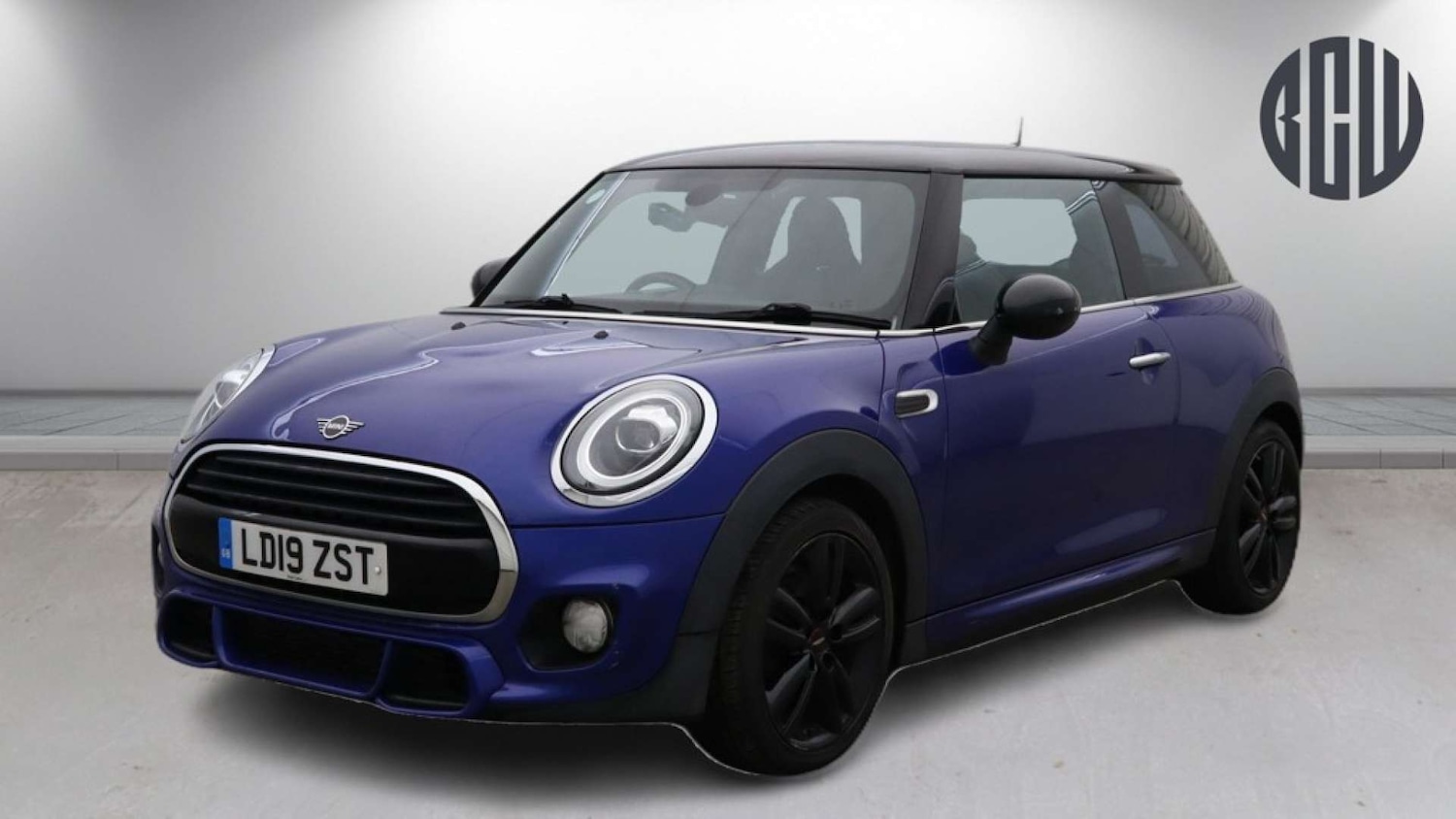 Used MINI Hatch 2019 for sale - 77906884: Photo 2