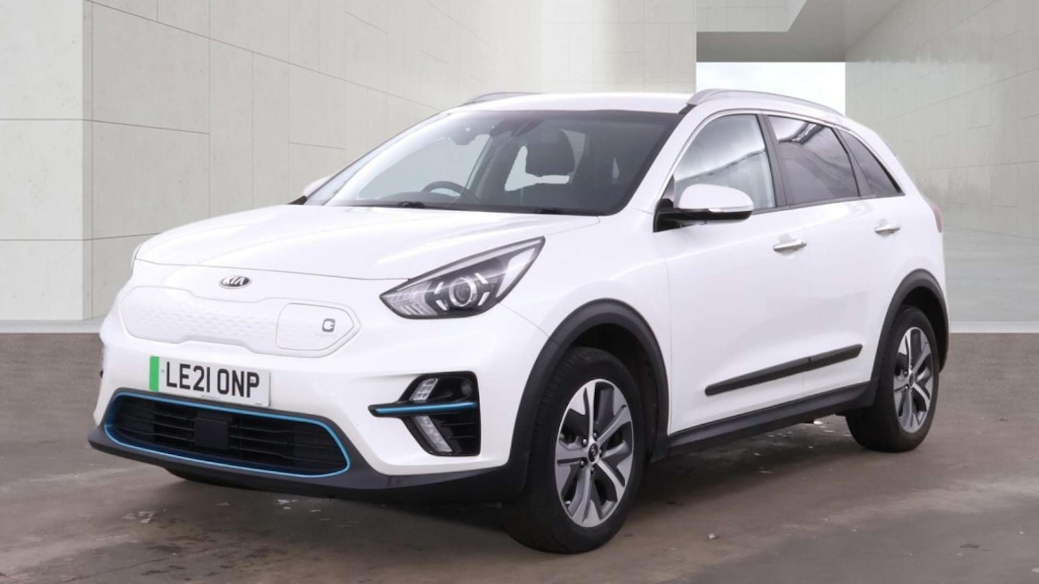 Used Kia Niro 2021 for sale - 78122981: Photo 2