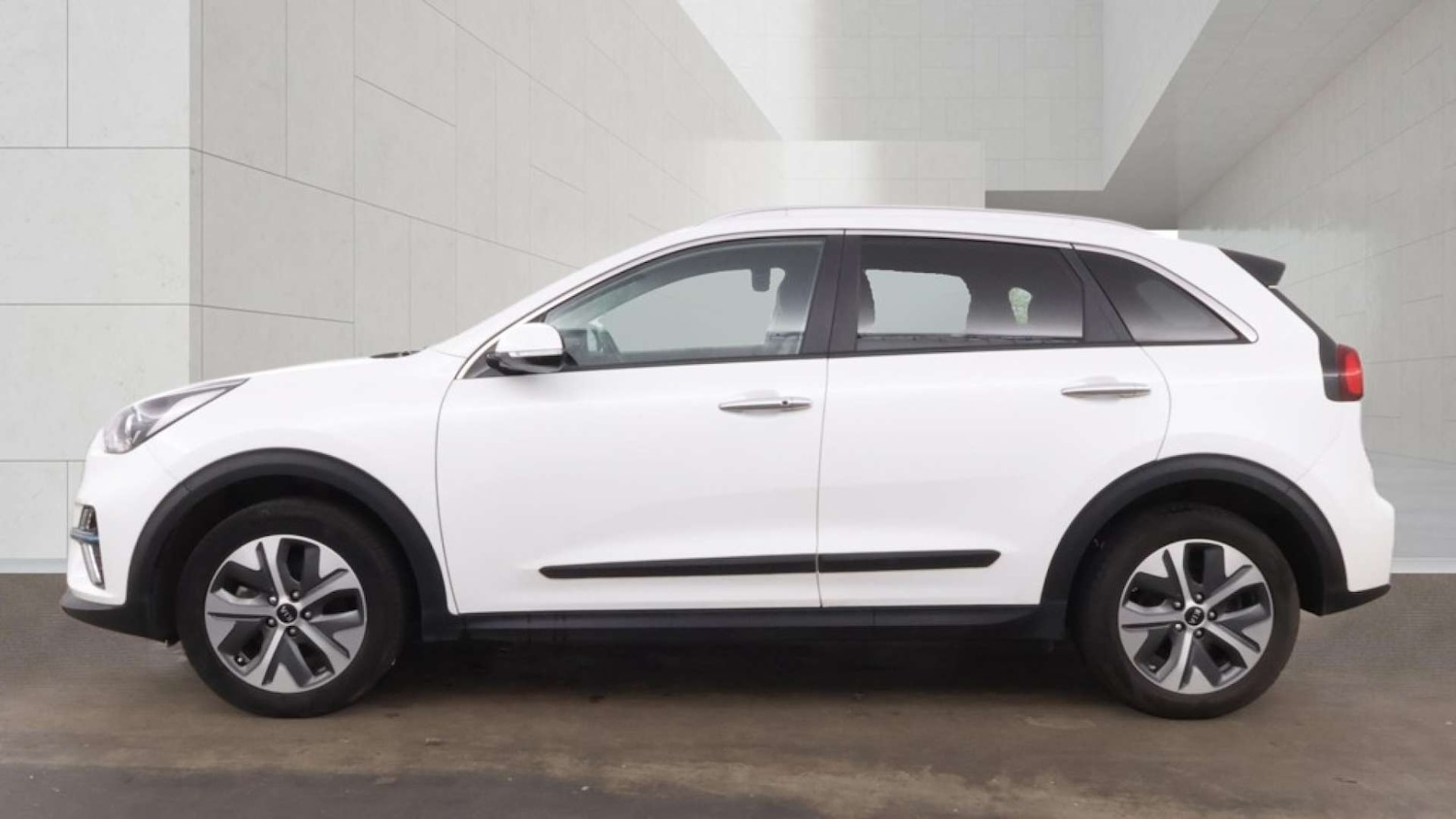 Used Kia Niro 2021 for sale - 78122981: Photo 4