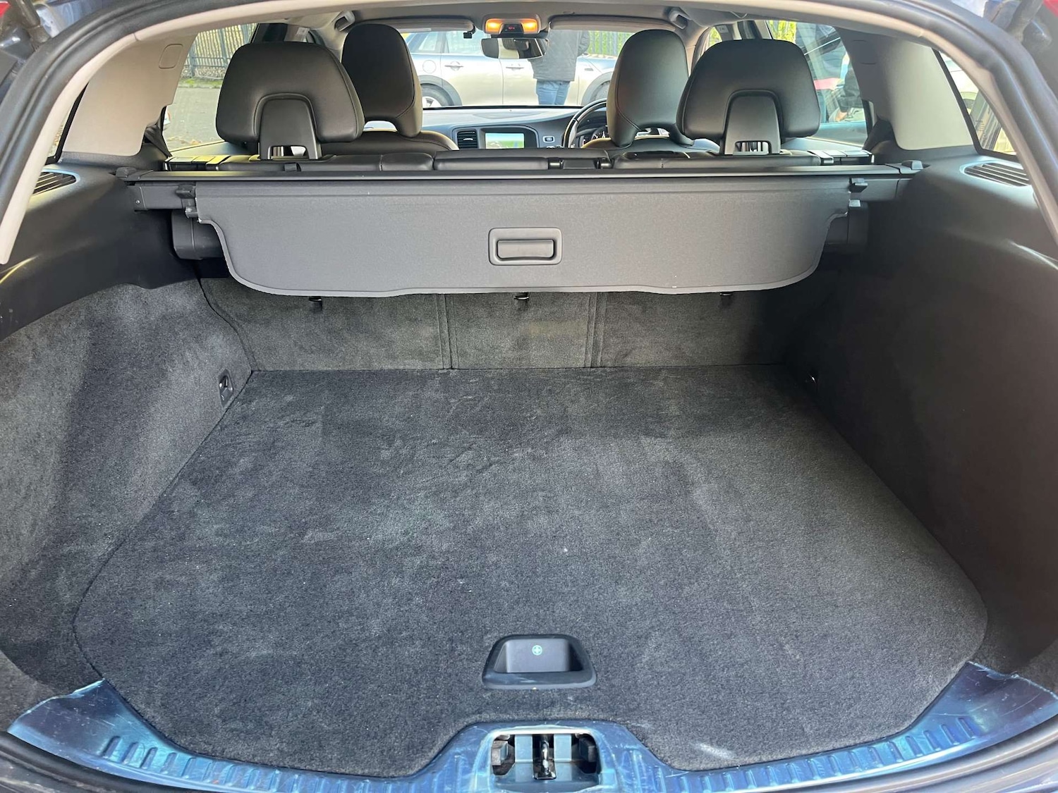 Used Volvo V60 2014 for sale - 76395528: Photo 15