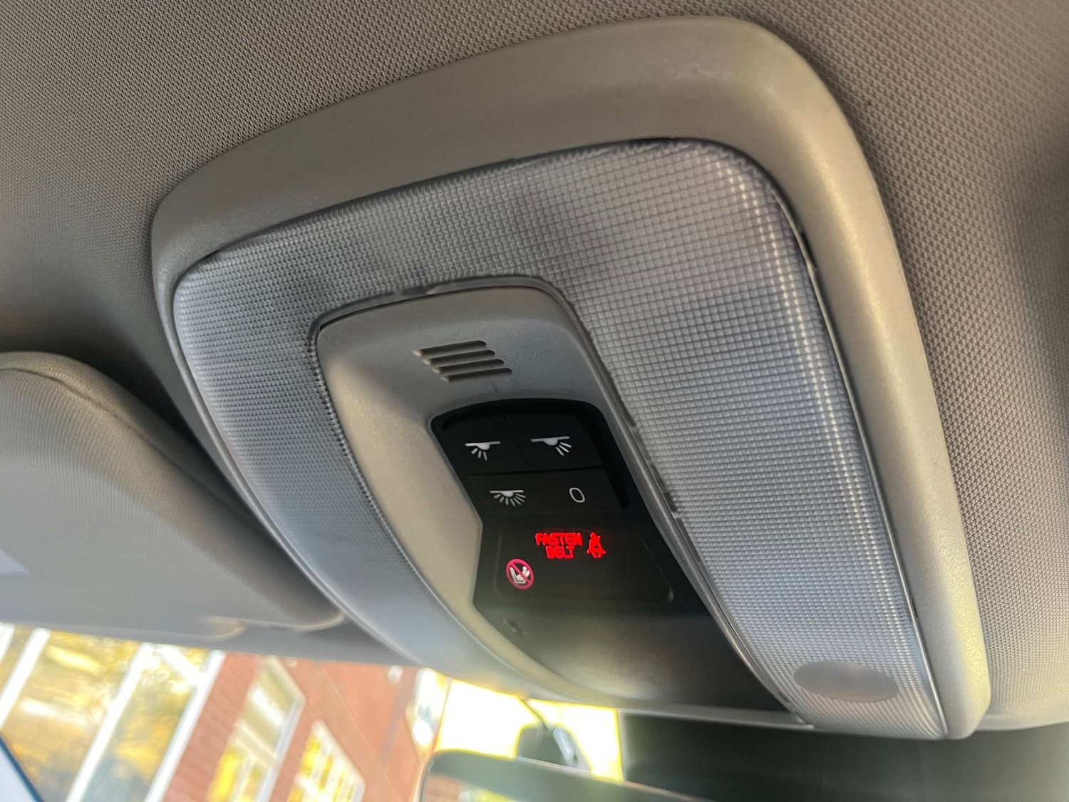 Used Volvo V60 2014 for sale - 76395528: Photo 28