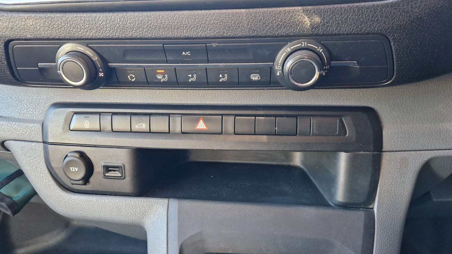 Used Peugeot Expert 2021 for sale - 76554459: Photo 17