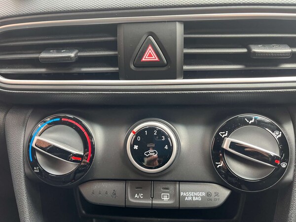 Used Hyundai KONA 2020 for sale - 76277817: Photo 24