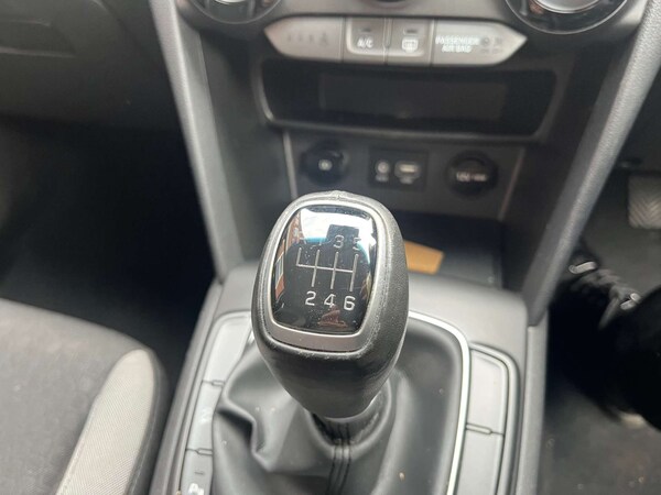 Used Hyundai KONA 2020 for sale - 76277817: Photo 26